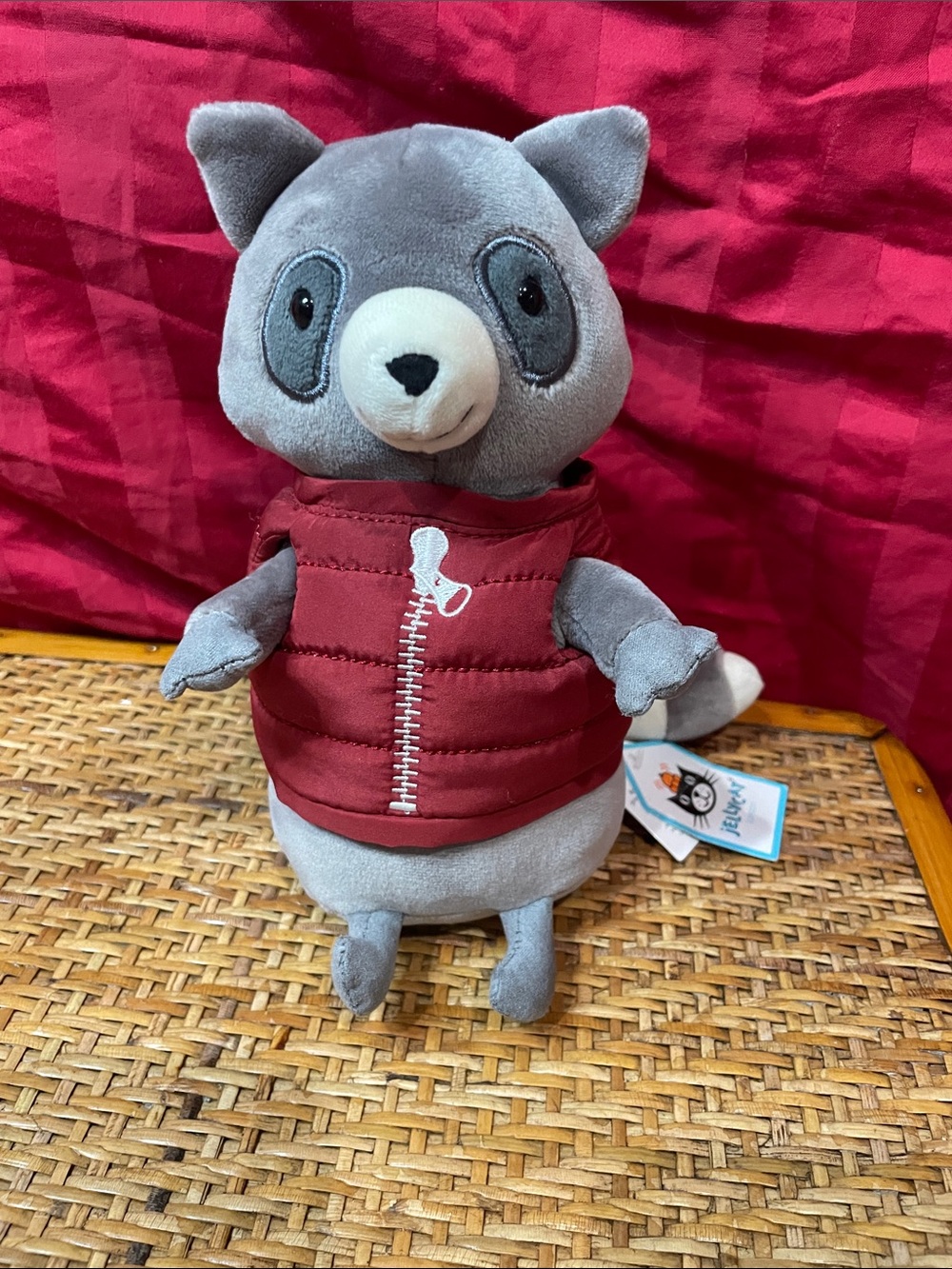 Jellycat Campfire Critter Raccoon NWT - Picture 2 of 14